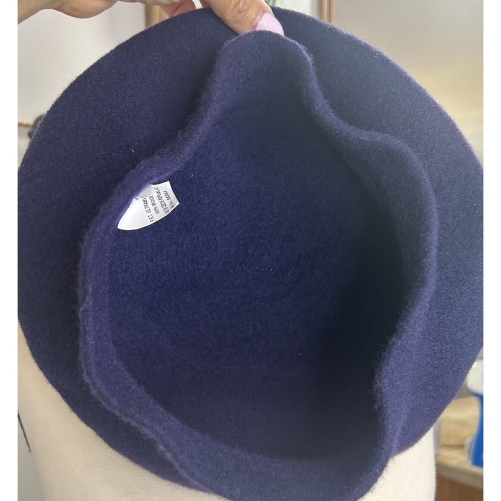 P. R. T. Ultrabasque 100% Wool Felt Unisex Navy Blue Made In Czech Republic - Picture 3 of 6
